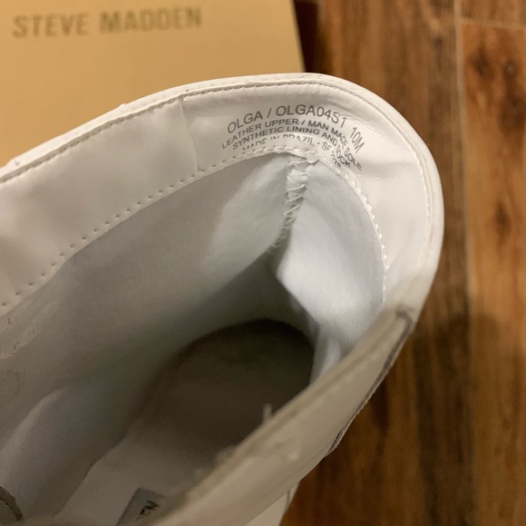 BRAND NEW! Steve Madden booties - Picture 4 of 6